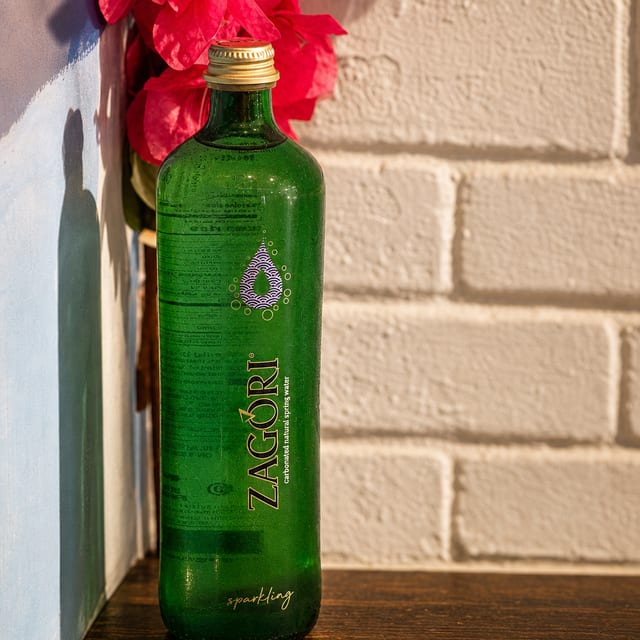 Large sparkling btl.